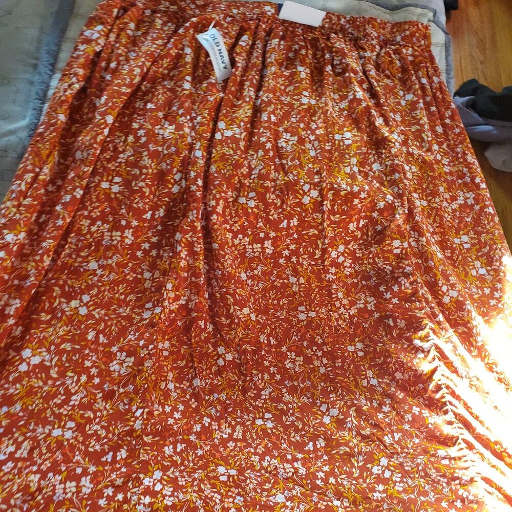Old Navy floral midi skirt with elastic waist